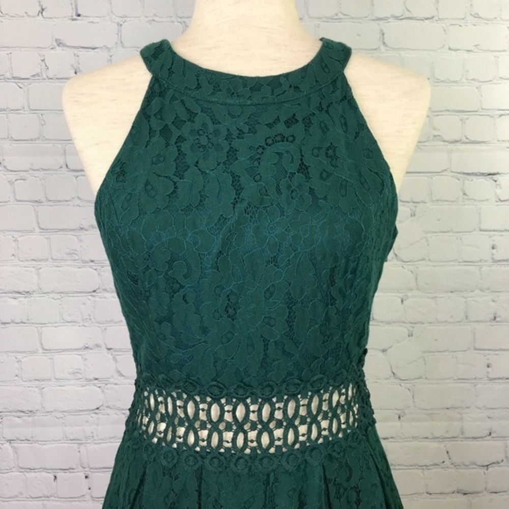 FRANCESCA’S Evergreen Aubrielle Lace Dress NWT sz M - Picture 5 of 12